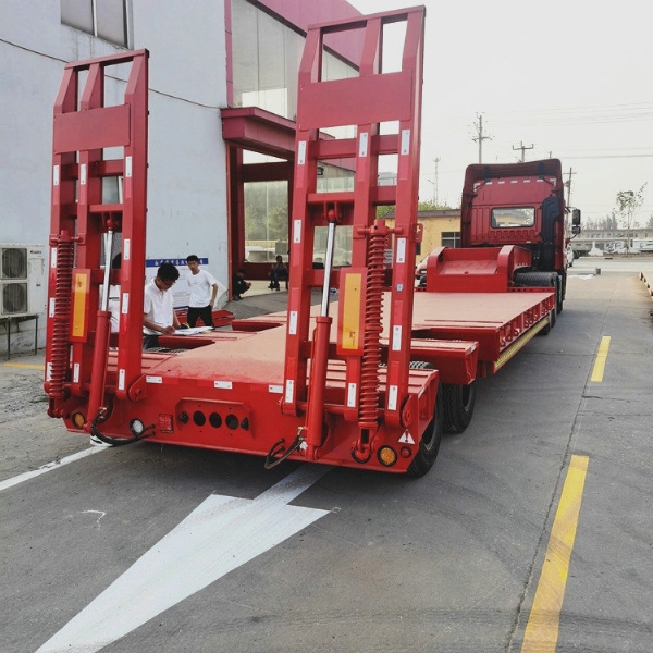 低平板半挂车